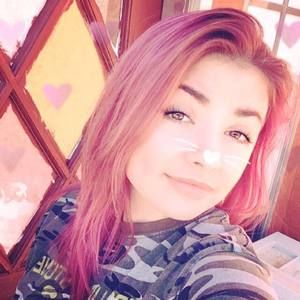 Meet your Posher, Madd-abby